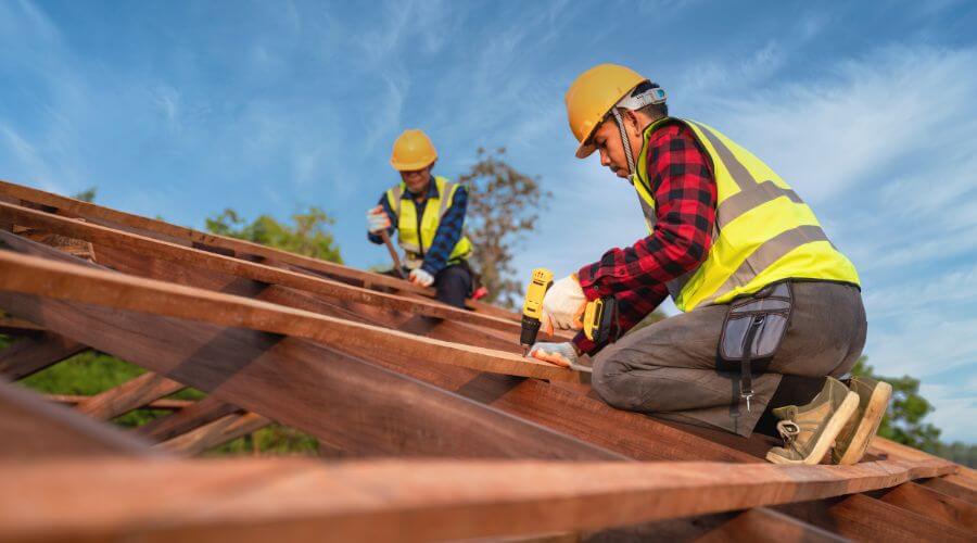 Professional Flat Roofing Installation services in Odon, IN